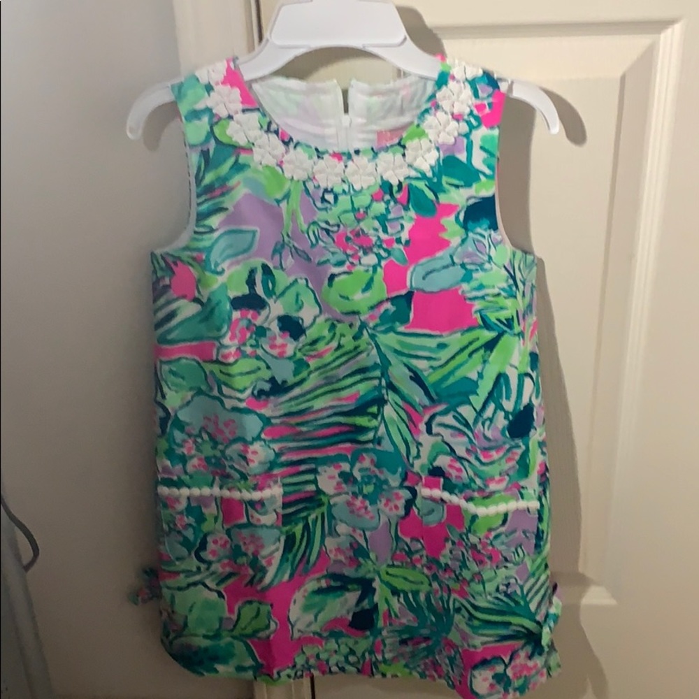 Girls dress